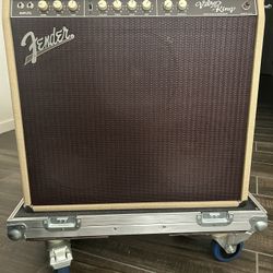 Fender Custom Shop, Vibro King Guitar Amplifier 60 W 3 X 10“