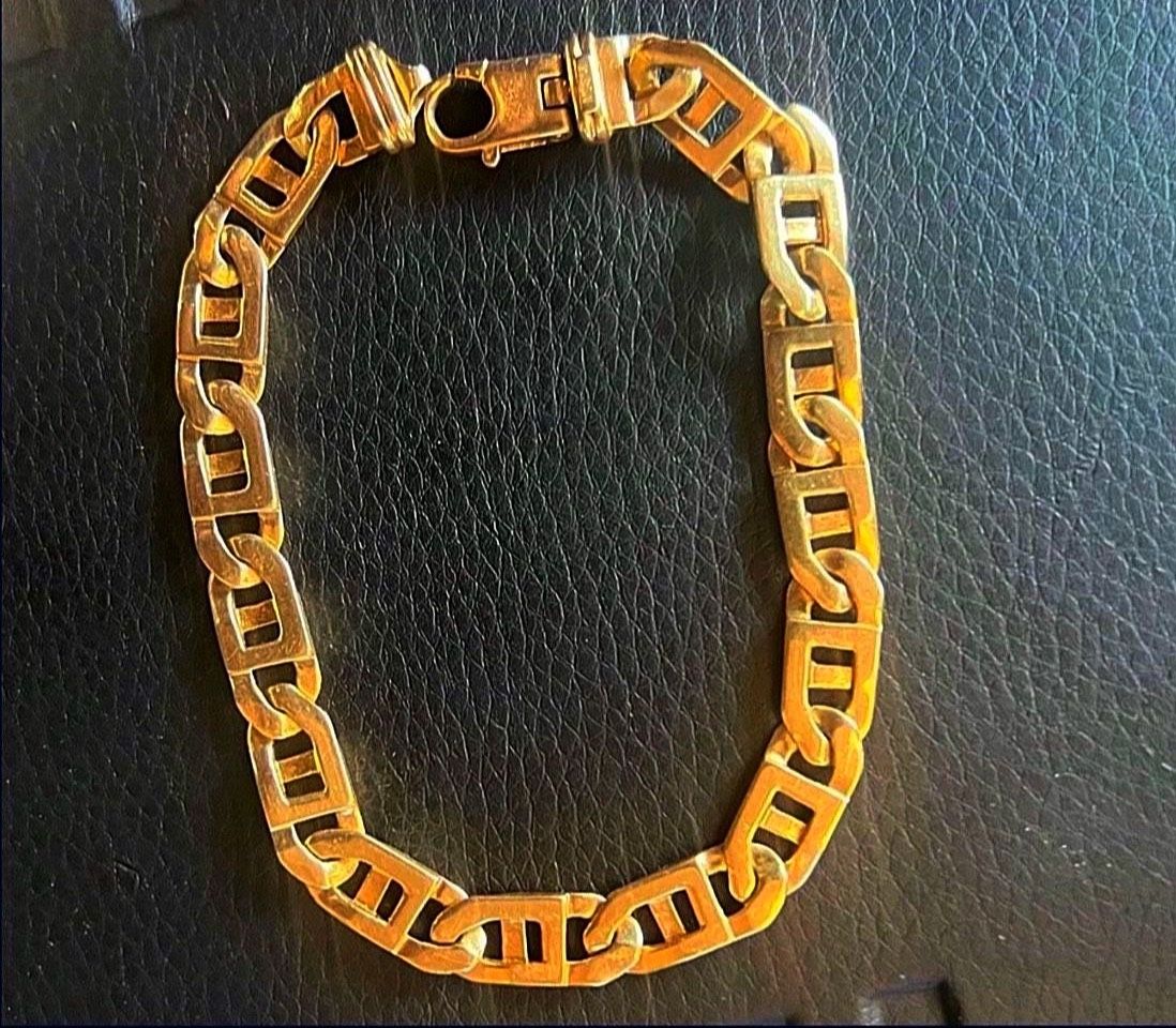 14k Gold Bracelet For Sale .
