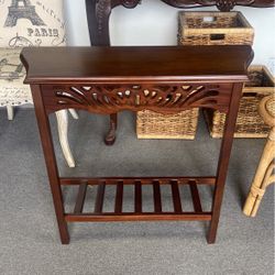 Elegance Wall Table