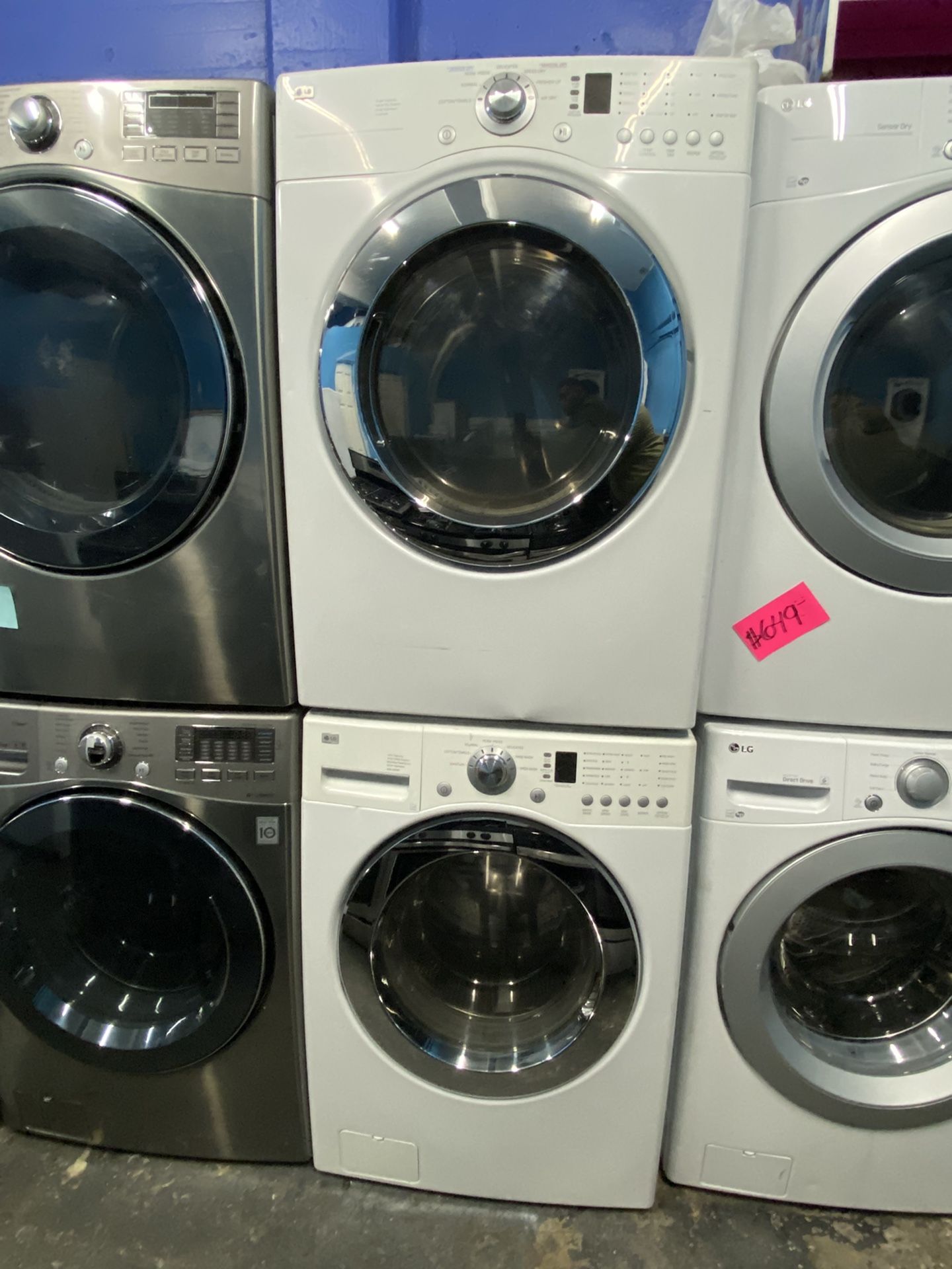 LG Washer And Gas Dryer Set 