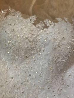 Brand new wedding dress