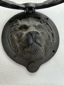 8” Cast Iron Lion Head Door Knocker