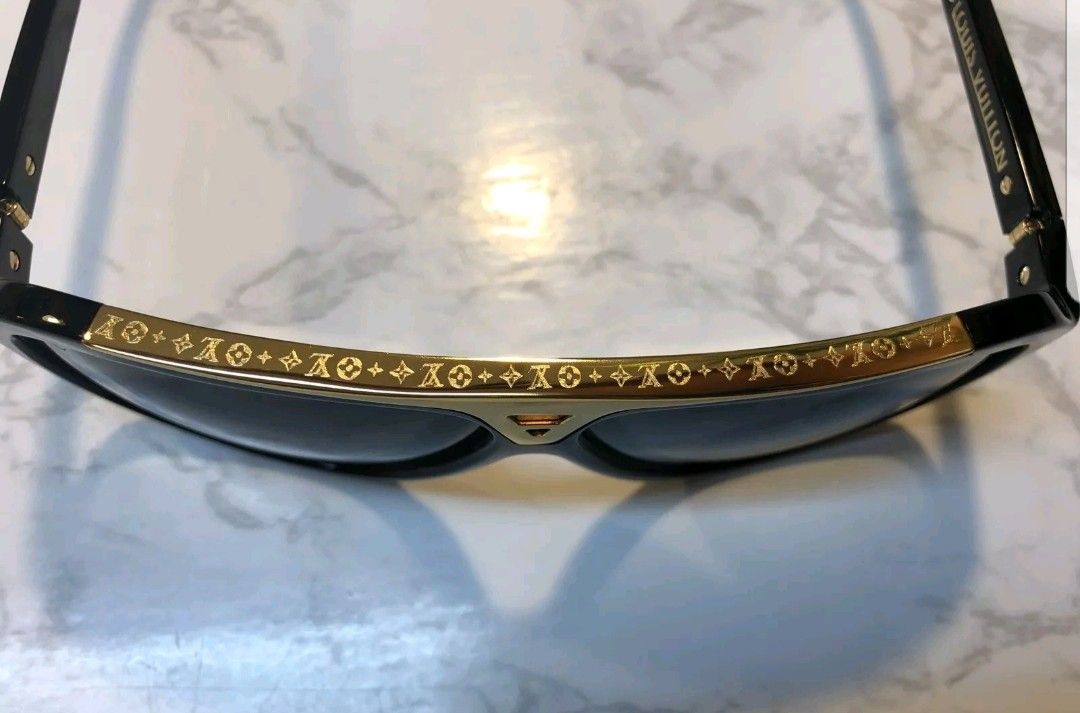 Louis Vuitton Evidence Sunglasses for Sale in Lowell, MA - OfferUp