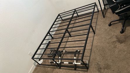 Full queen Metal bar bed frame