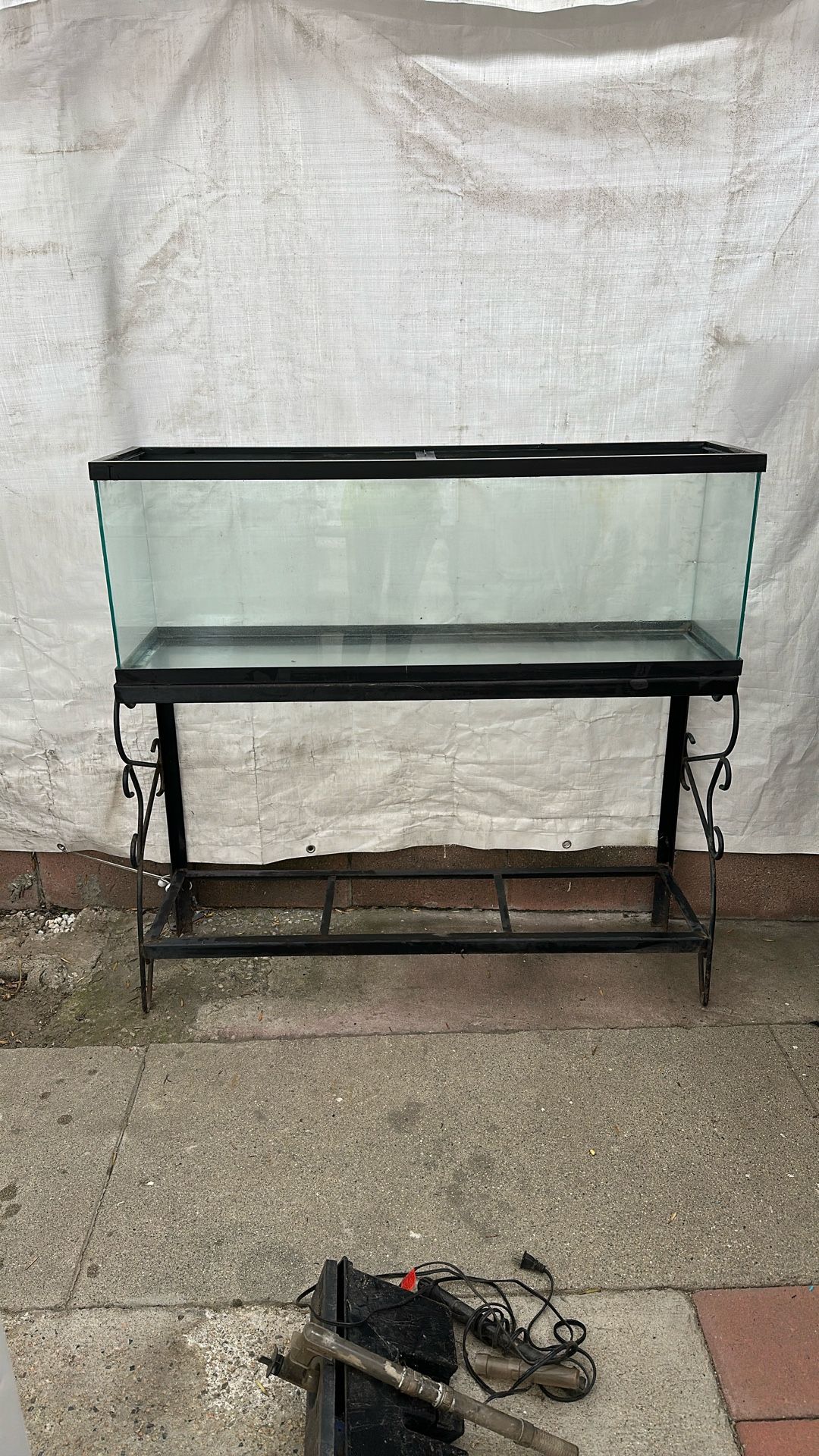 fish/reptile tank