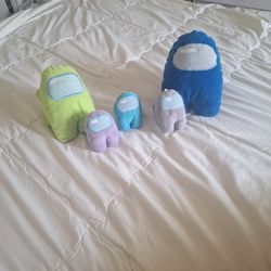 Amoung Us Plushies 