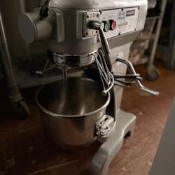 Univorld Commercial Mixer – Model UPM-10E (10 Qt)