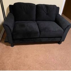 Loveseat 56” Tufted