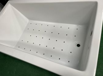 New Jetted Leisure Tub