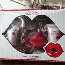 Limited Edition Kimberly's Kiss Me Pour Femme In Weeki Wachee Spring Hill