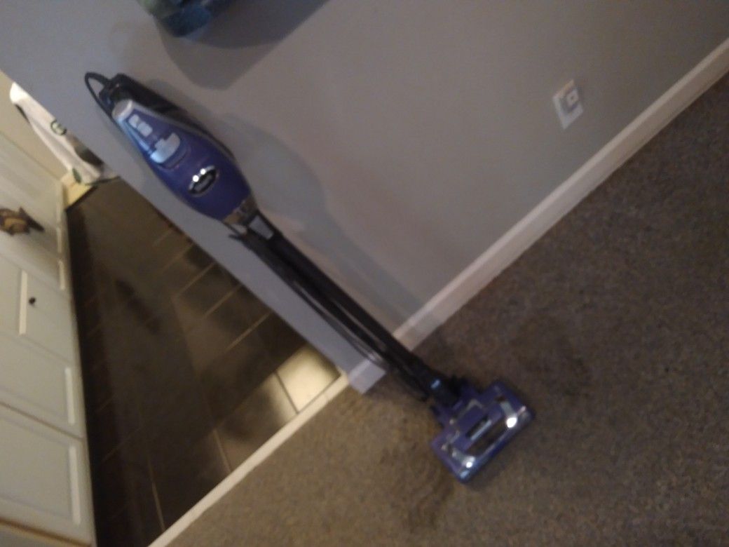 Shark Rocket. Deluxe Pro. With. Edge Cleaner Works Great
