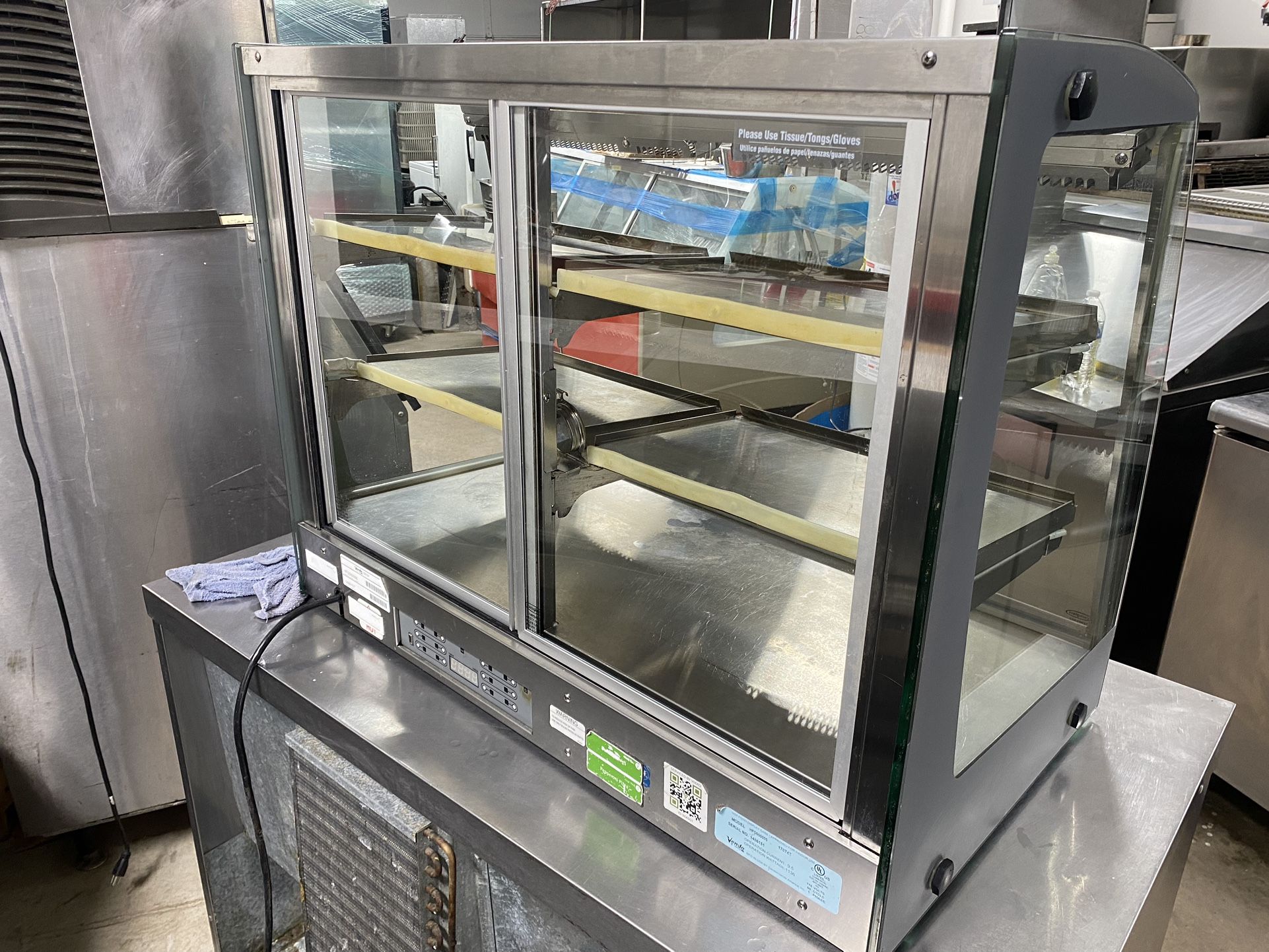 Sanden-Vendo Hot Food Display Case