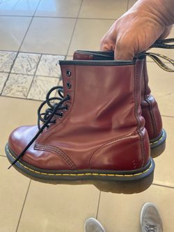 Women’s dr martens shoes size 9