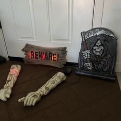 Vintage Y2K Halloween Decorations