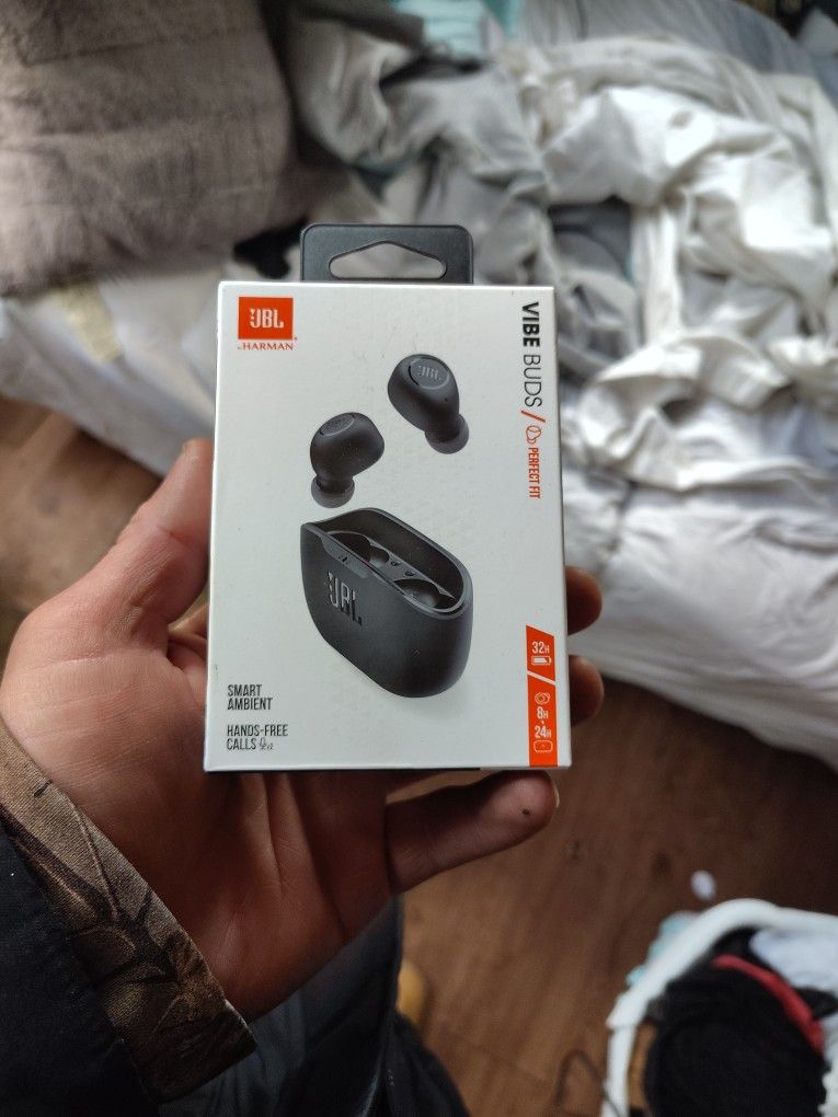 JBL Vibe Buds