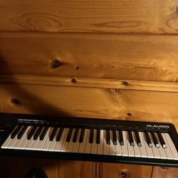 Maudio midi keyboard
