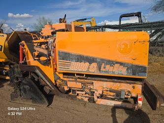 08 leeboy paver 230 hours