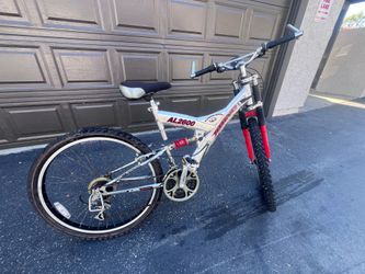 🚨🔥🙌 - $90 Bicicleta de Montaña AL2600 (Doble Suspensión) - • POMONA, CA