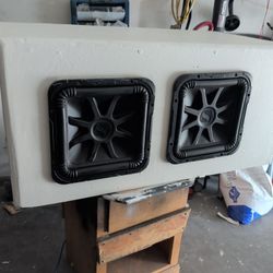 Kicker L7s 2    12 Inch..With Kicker Amp