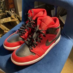 Jordan 1 Red And Black 