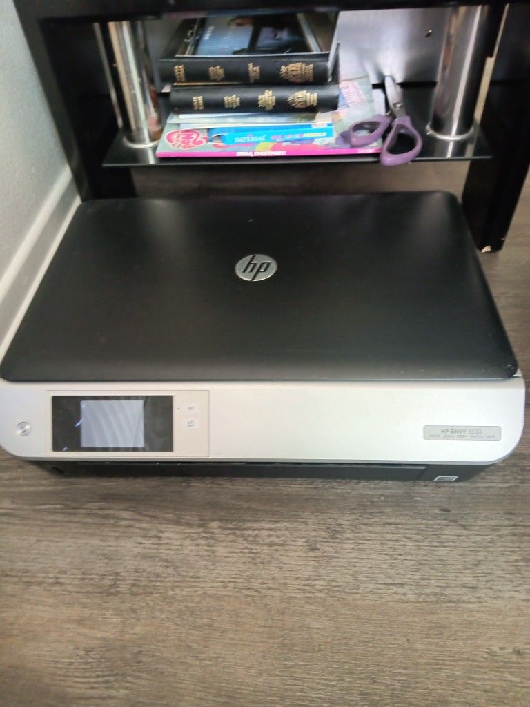 LIKE NEW! COPY MACHINE WITH PRINTER.