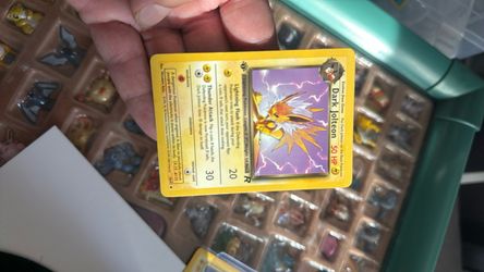 Dark Jolteon Pokémon TCG Card Team Rocket