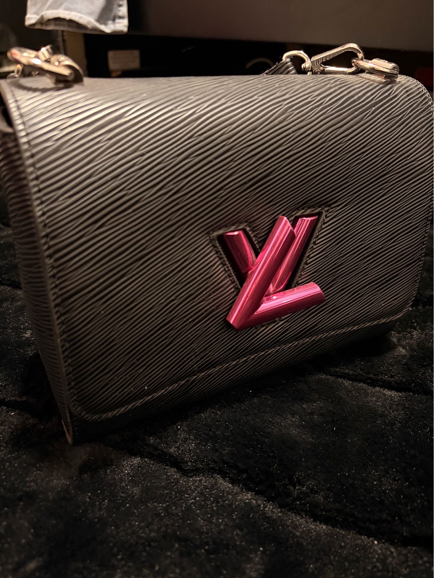 LOUIS VUITTON Black Epi Leather Twist Handbag