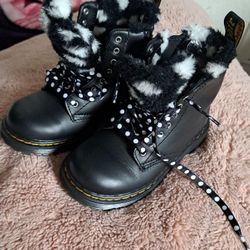  Dr. Martens Size 9 Toddler