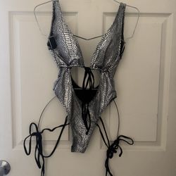 Snakeskin -Laced_BodySuit🐍🖤