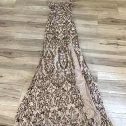 Windsor Long Sequin Gold Mermaid Dress Size Small