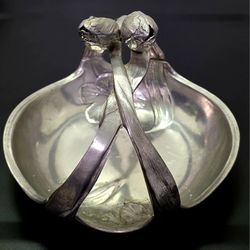 Vintage Pewter Tullip Decorative Bowl