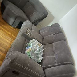 GREY SECTIONAL 