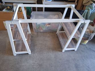 Desk / TV stand