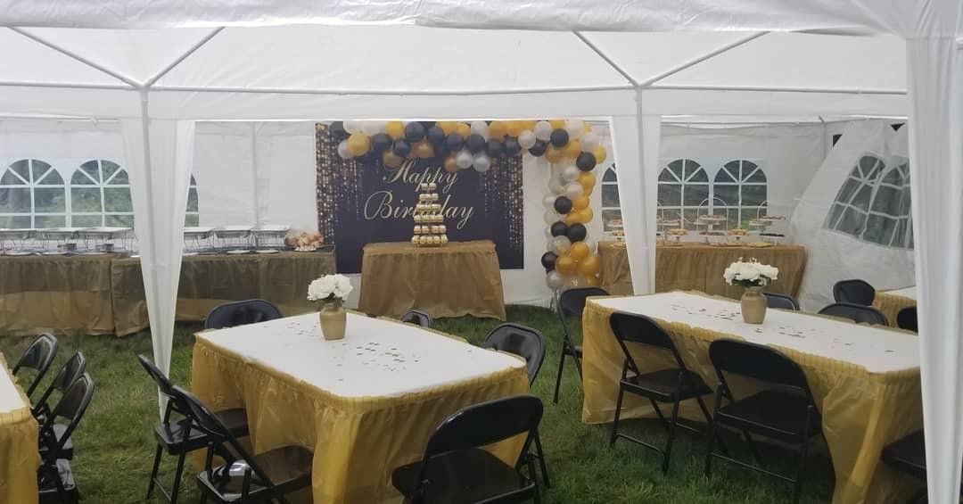 King Size π4 pack of tents for $600πΆ seats 130 people.... or 150 each one 10x20 Tent... New. Strong. Stabilized. With removable sidewalls windowπΌ