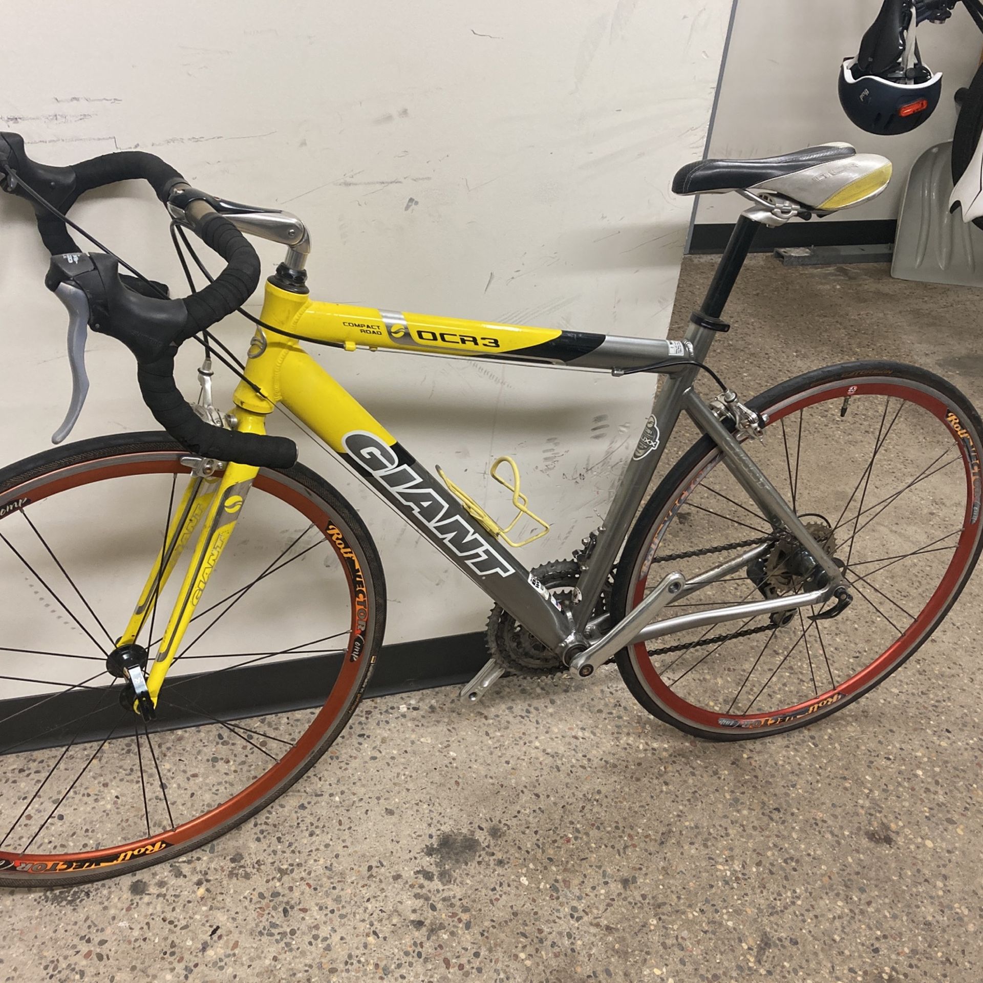 Giant OCR3 Compact Road Bike