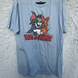 New Men Short Sleeve T-Shirt Size large Tom & Jerry