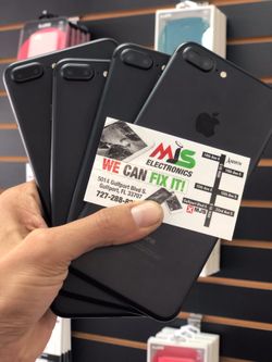 IPHONE 7 PLUS 32GB UNLOCKED