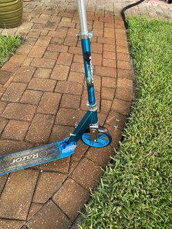 Razor A5 LX scooter