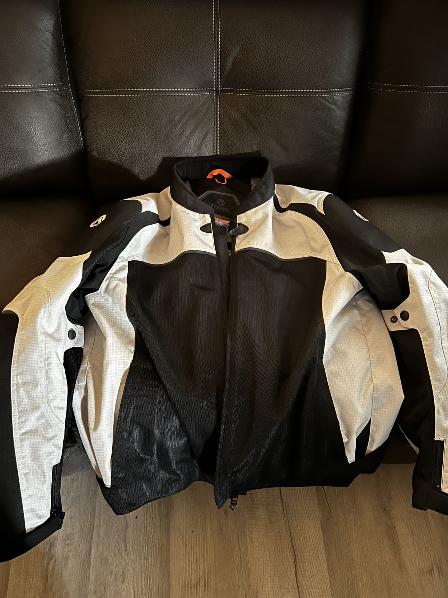 Brand New Never Used Motorcycle Jacket XL