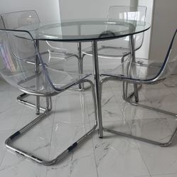 Glass Dinning Table With 4 Chairs