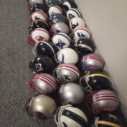 RIDDELL MINIATURE COLLECTION MAKE OFFER 