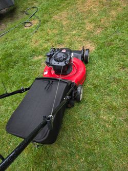 140 mower self propelled bagger