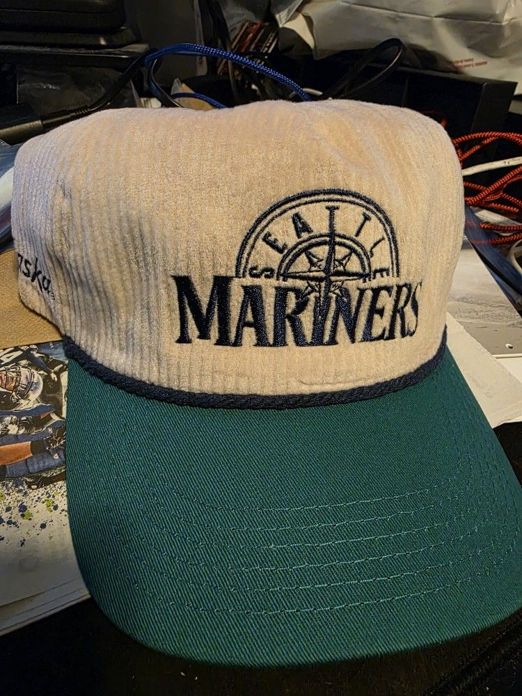 New And Never Worn Mariners Corduroy Hat