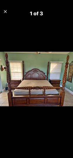 Bedroom Furniture Set