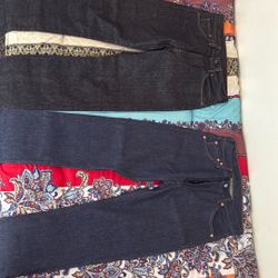 New Jeans Levi Black And Blue