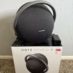 Onyx Studio 7 Bluetooth Speaker