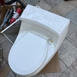 Kohler One-Piece Toilet – $91 Quick Sale