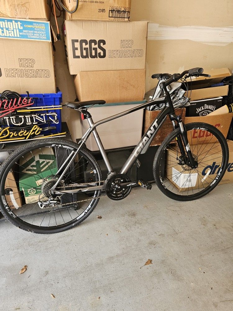 Mens XL Giant 3 Used Bike
