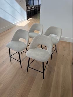 Set of 4 Cream Bouclé Counter Stools