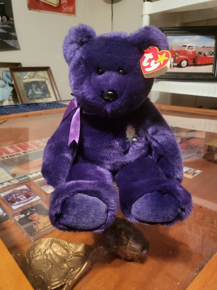 RARE  PRINCESS DIANA BEAR